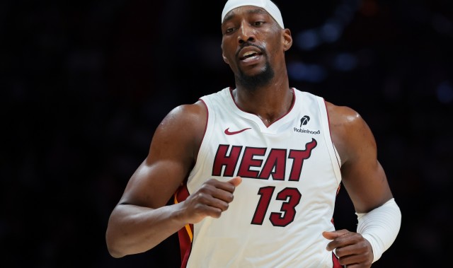 熊猫体育分部-阿德巴约昨天创造92分历史第5高 张伯伦104分第一 米切尔99分第二