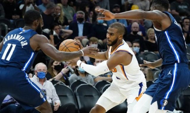 熊猫体育分部-太阳斩获10连胜直追勇士 布克直言季后赛才是目标